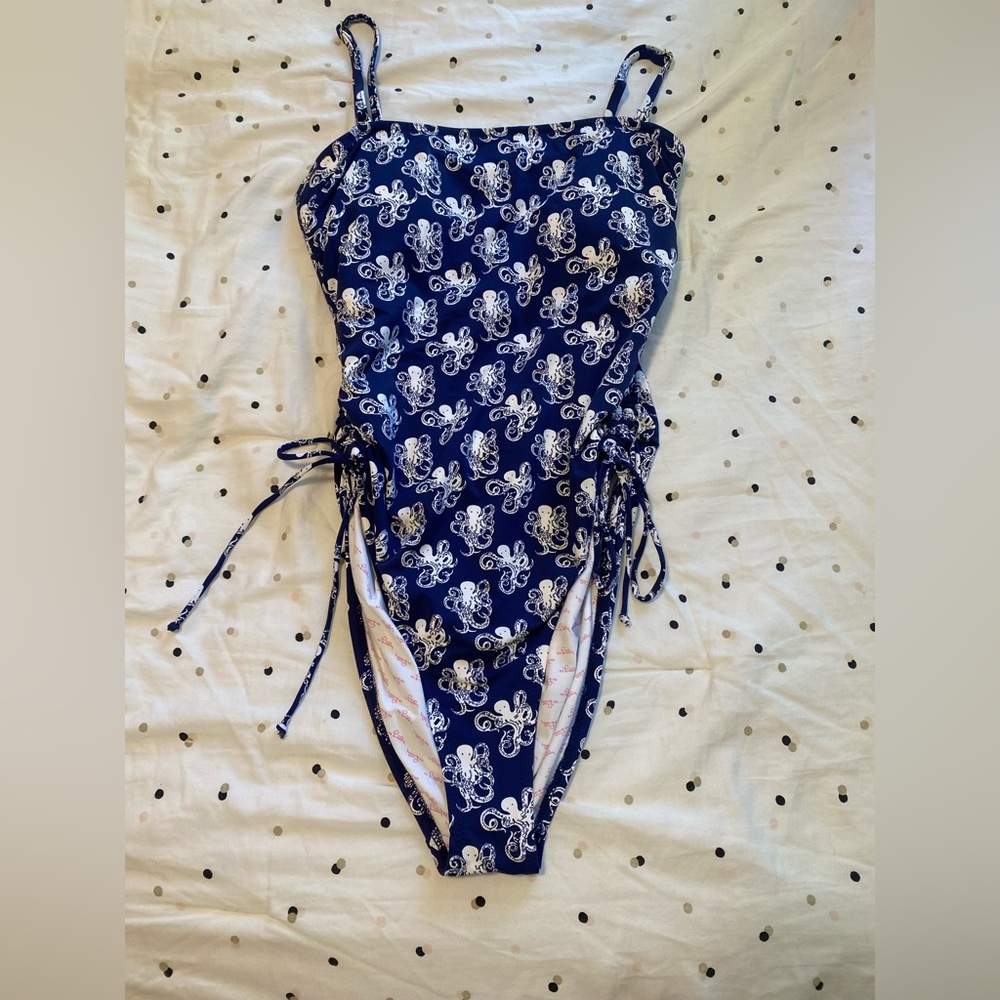 Lilly Pulitzer octopus one peice bathing suit - Picture 2 of 6